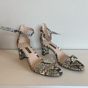 Nine West snake print heels